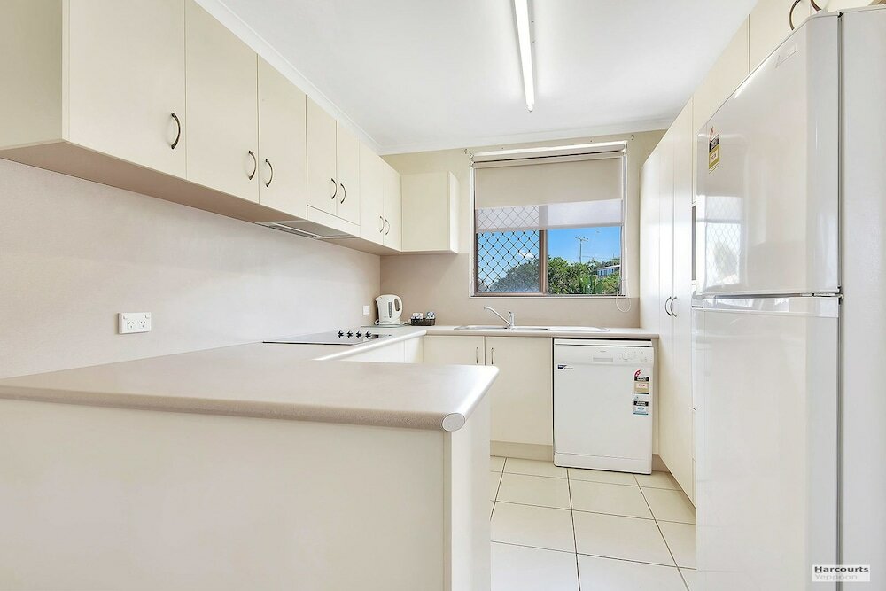 Фото Driftwood On The Beach