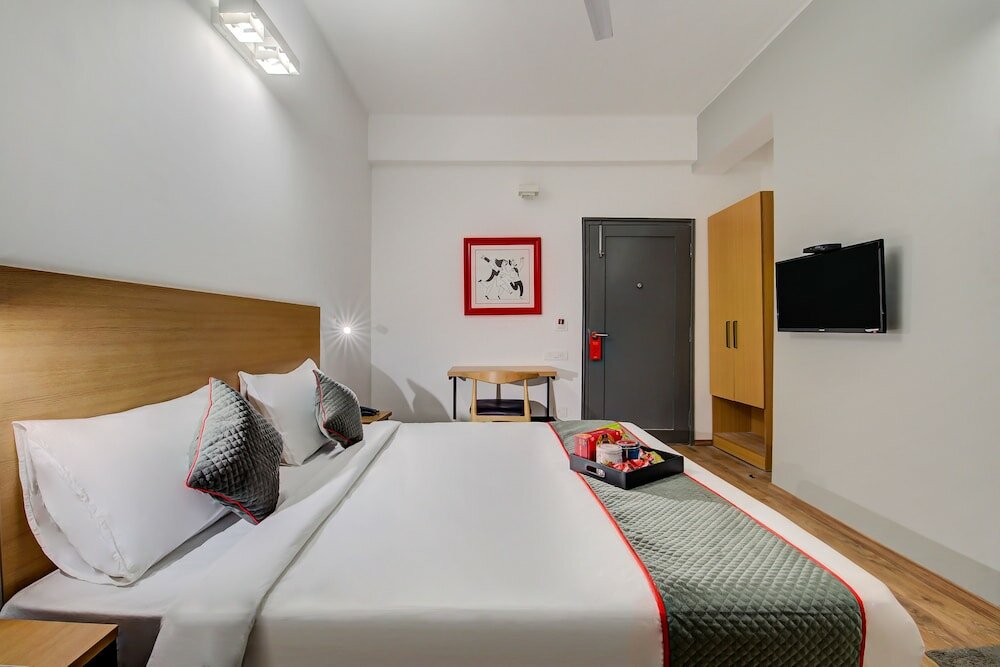 Фото отеля 2