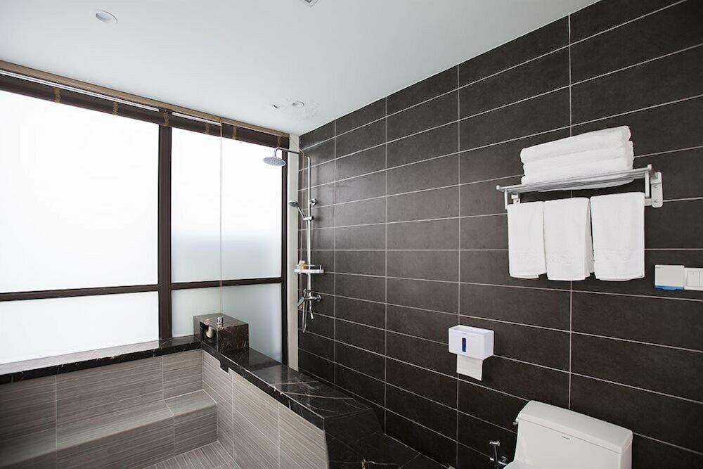 Фото Floral Hotel Nanjing Zuolingyoushe