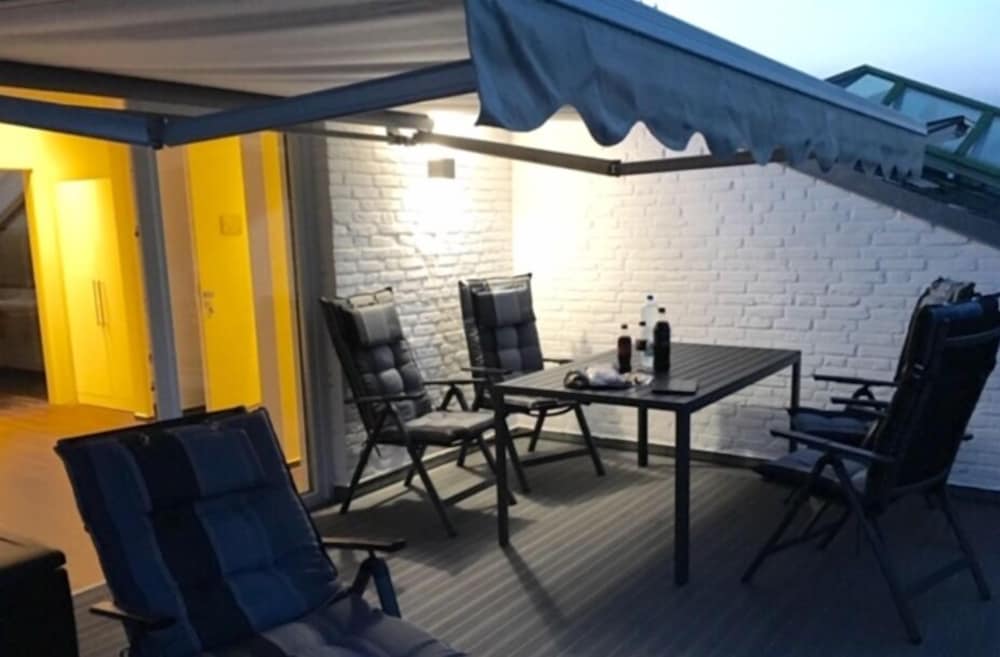 Фото Seaside-Townhouse