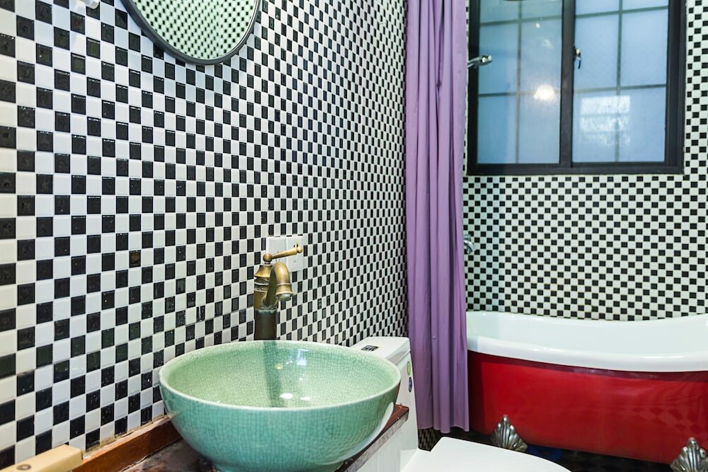 Фото Shanghai Wonderoom Lane house Yongjia Rd