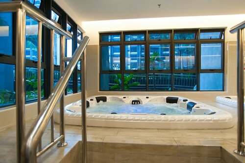 Гостиница A4 Cozy Atlantis Family Suites 4-6pax-Pool View-Jonker в Малакке