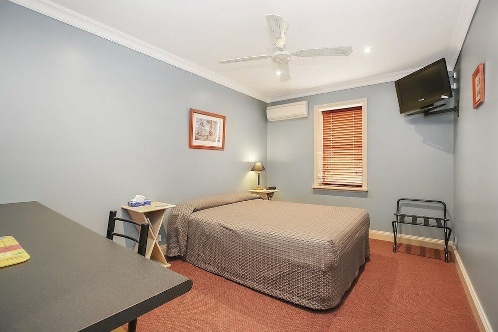 Фото Grand Central Accommodation B&b Cobden