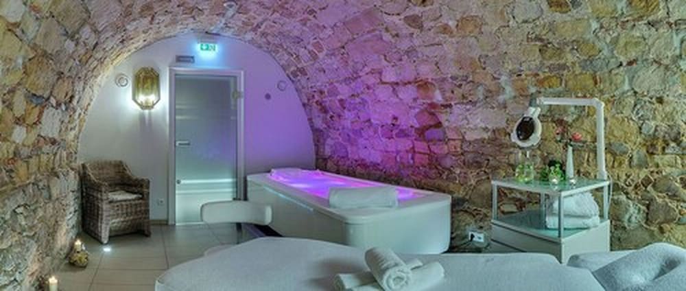 Фото Romantik Hotel Burgkeller & Residenz Kerstinghaus