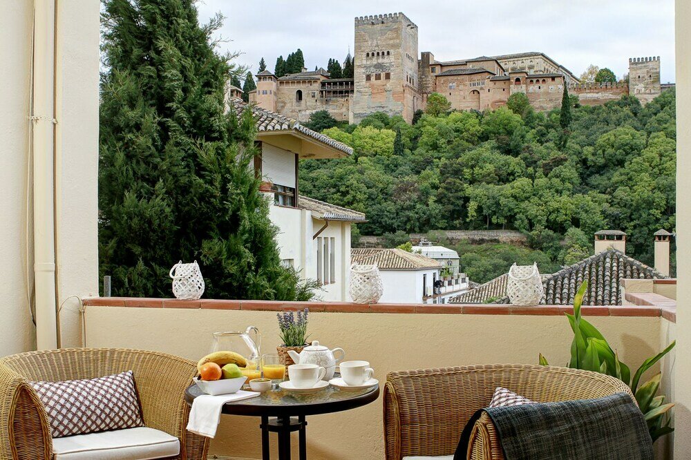 Фото Alhambra Penthouse 2 Private Terraces Parking Free