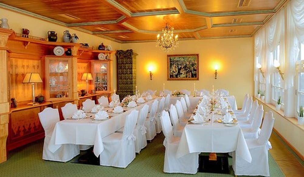 Фото Romantik Hotel Burgkeller & Residenz Kerstinghaus