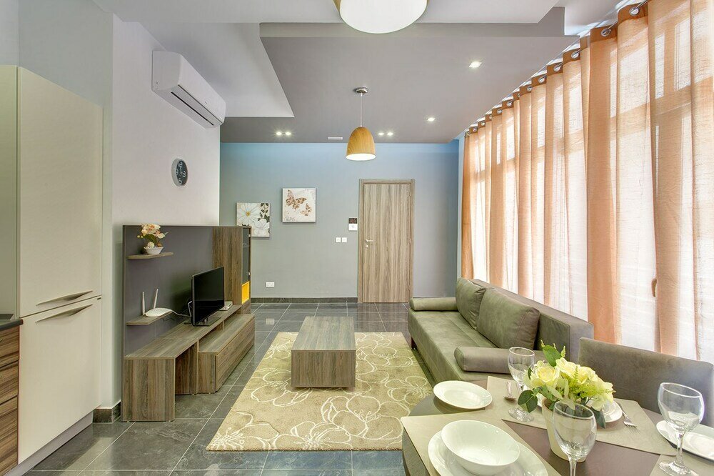 Фото Deluxe Studio in a Prime Location, Wifi