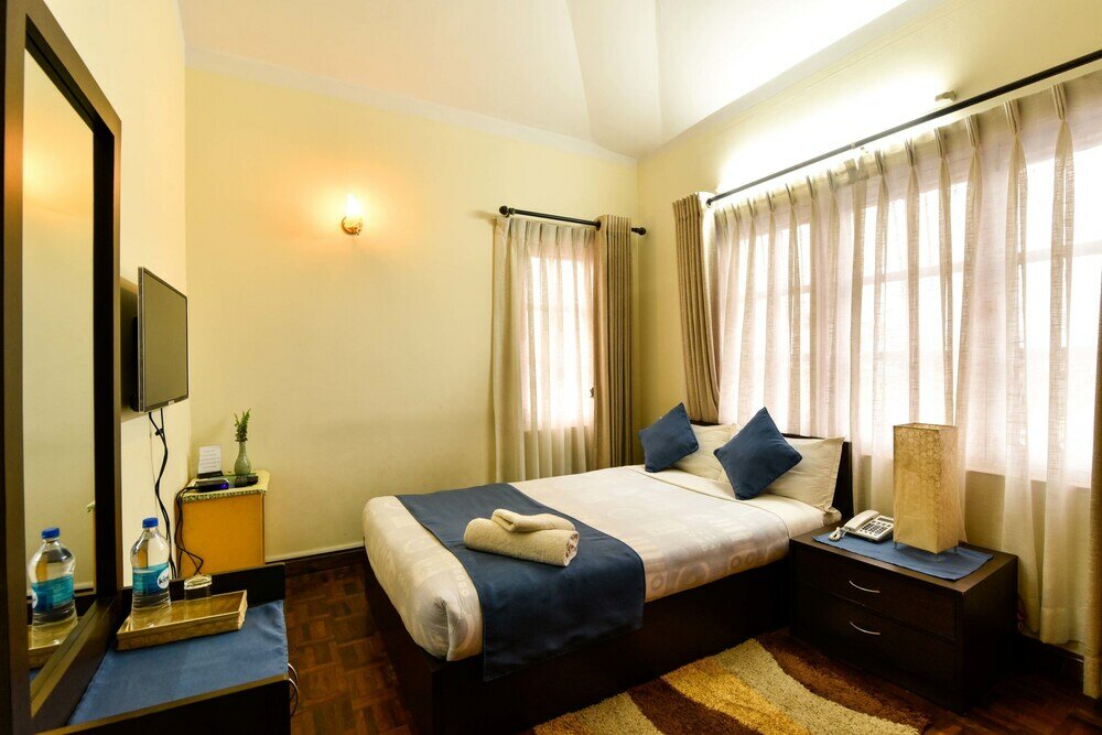 Фото Suburb Cafe & Inn