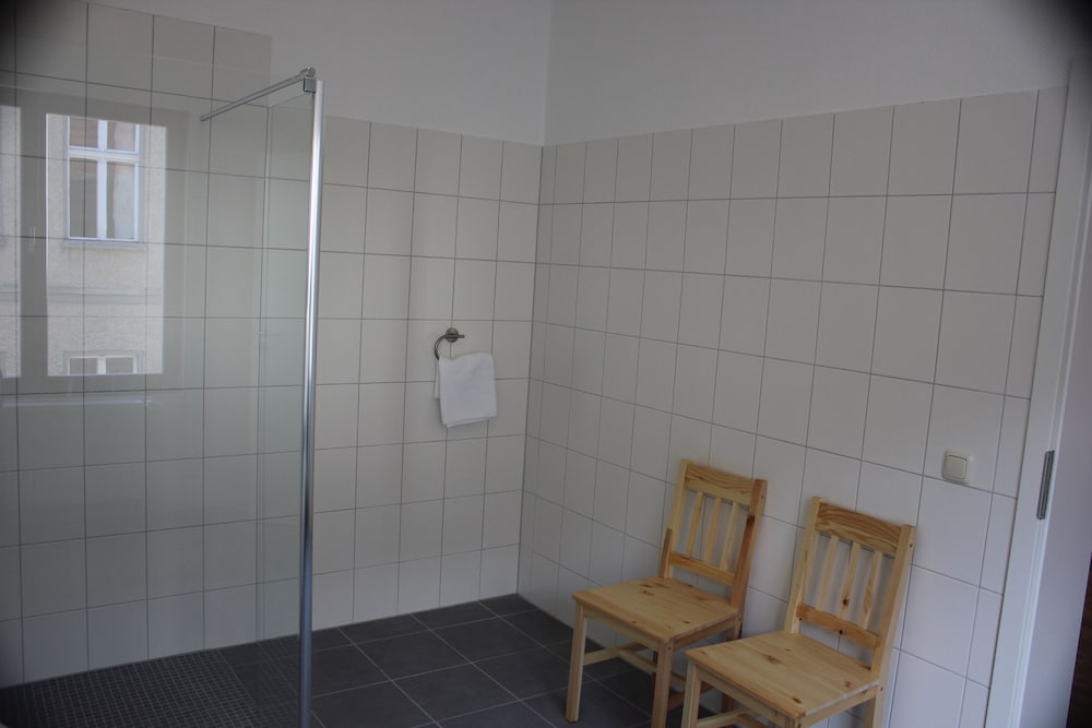 Фото Gästehaus Innfernow