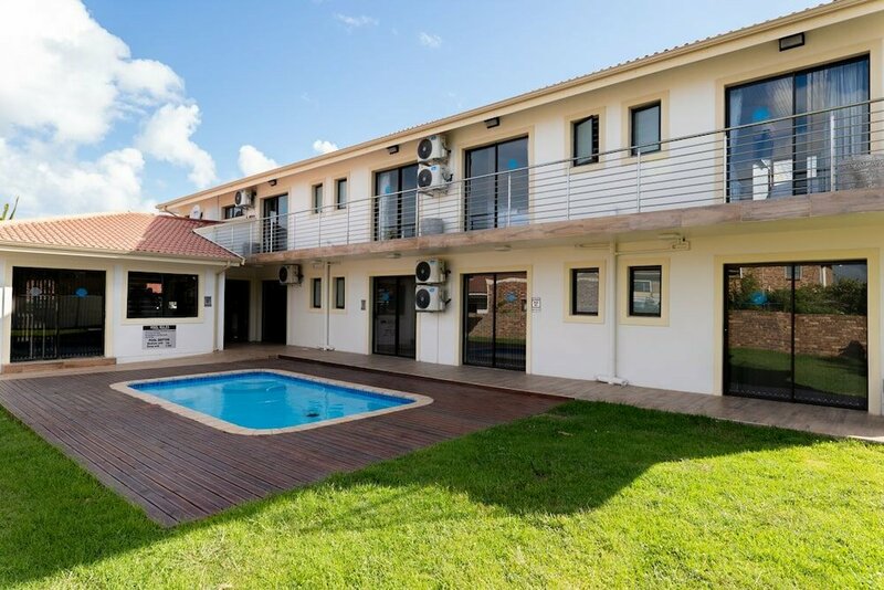 Гостиница Grand House Lodge Jeffreys Bay