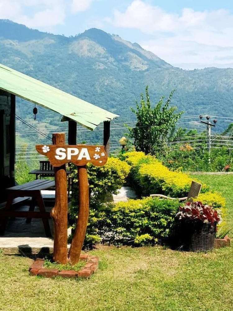 Фото Feelin' Good Resort