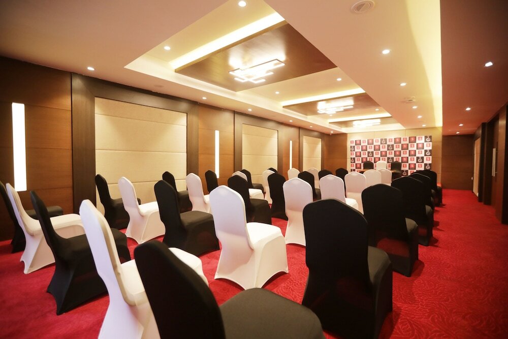 Фото S Hotels Chennai