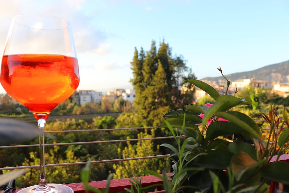 Фото Painter House