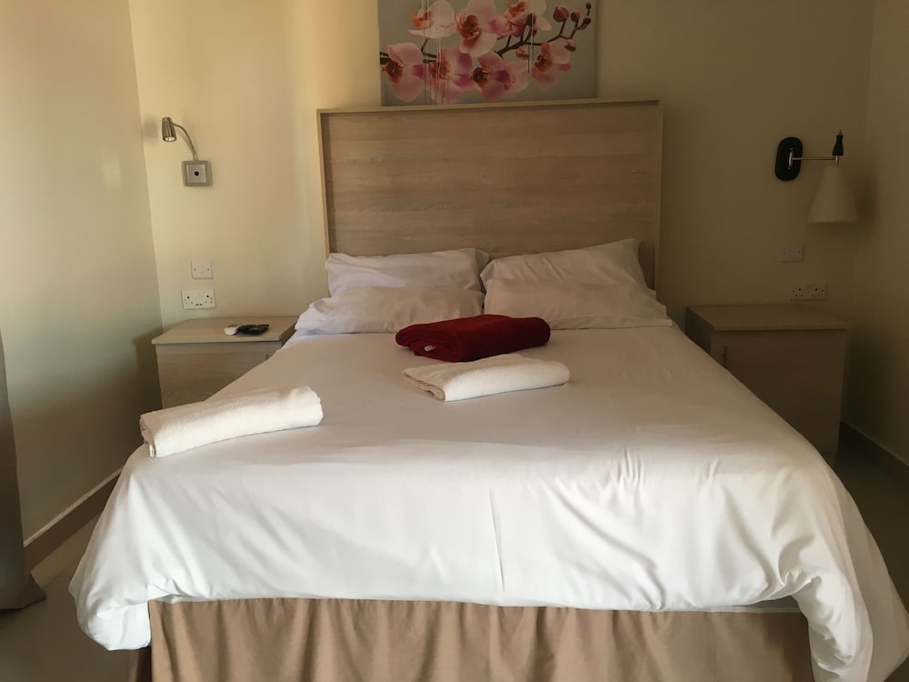 Фото Pleassure Suites