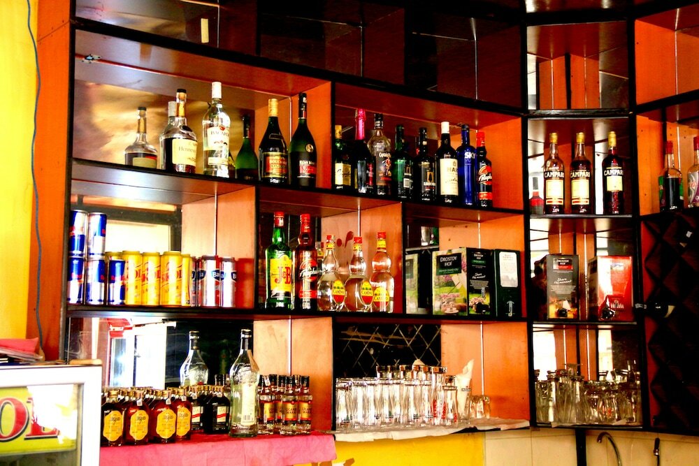 Фото Hotel Hilltop Country Club