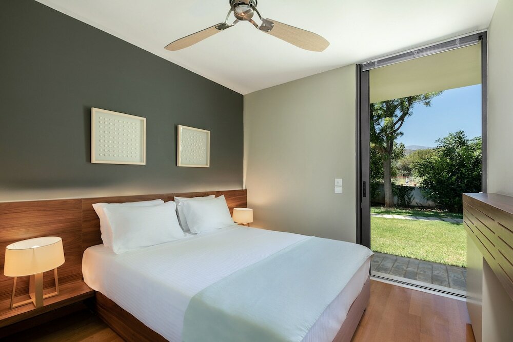 Фото Villa 7 Masterwork Contemporary