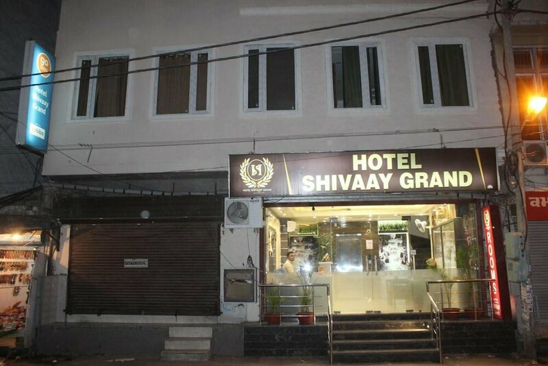Гостиница Shivaay Grand в Амритсаре