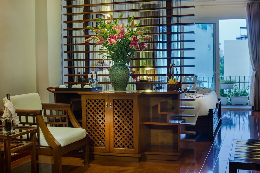 Фото Mercury Central Hotel Hanoi