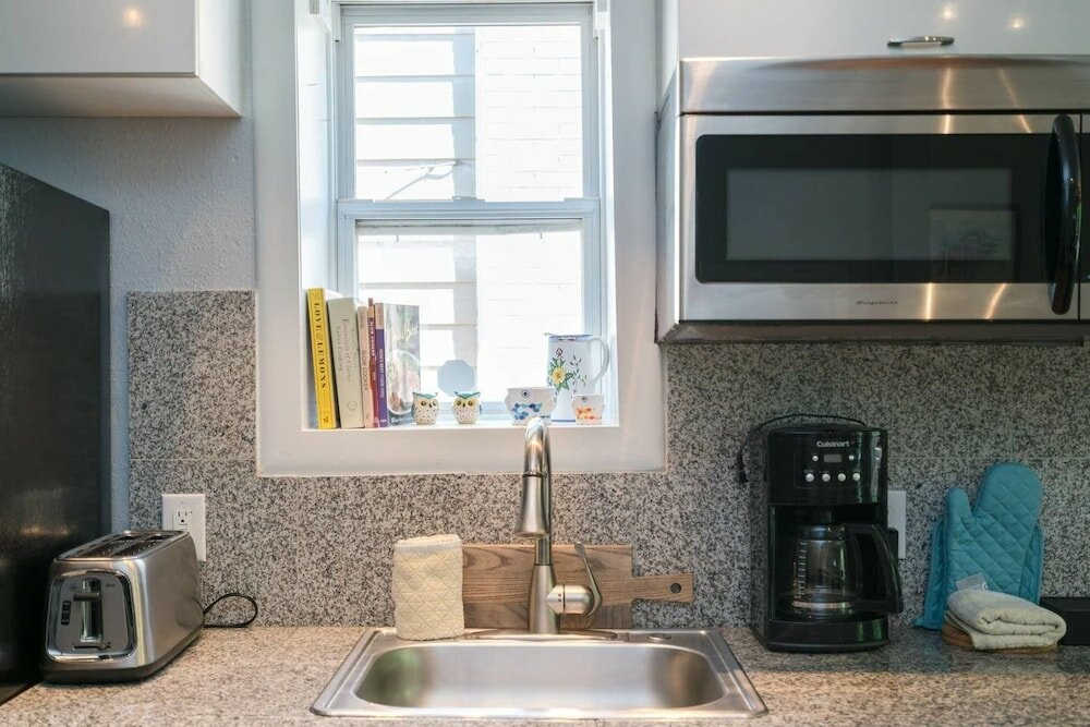 Фото Sunnyside Retro Retreat Private Yard G Line