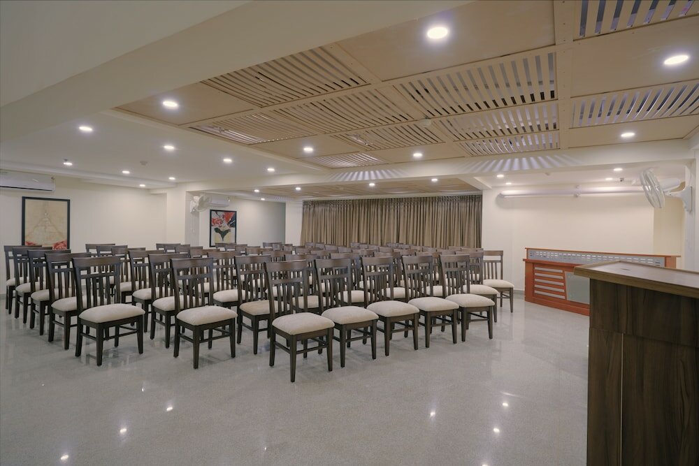 Фото Hotel Gyangarh