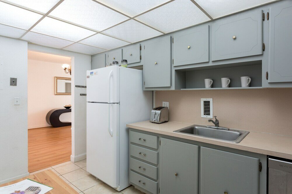 Фото Seaside Sunrise With the Balcony