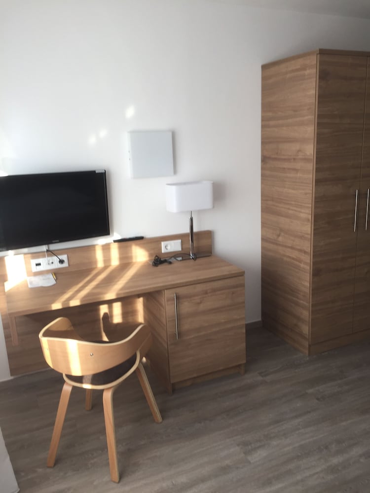 Фото Hotel Post Viernheim Ug