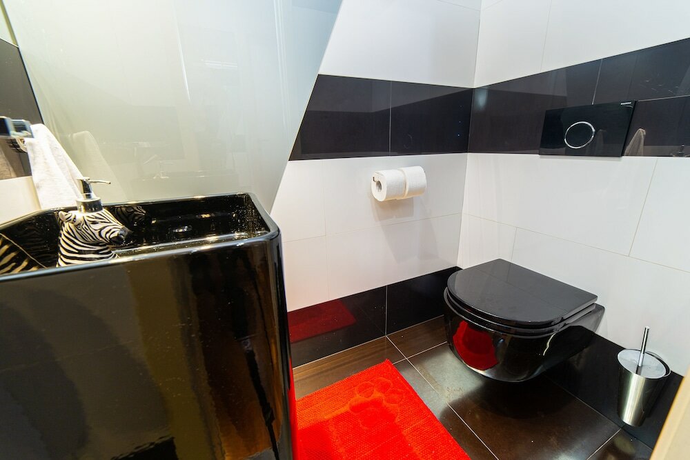 Фото Zen Luxury Apartment