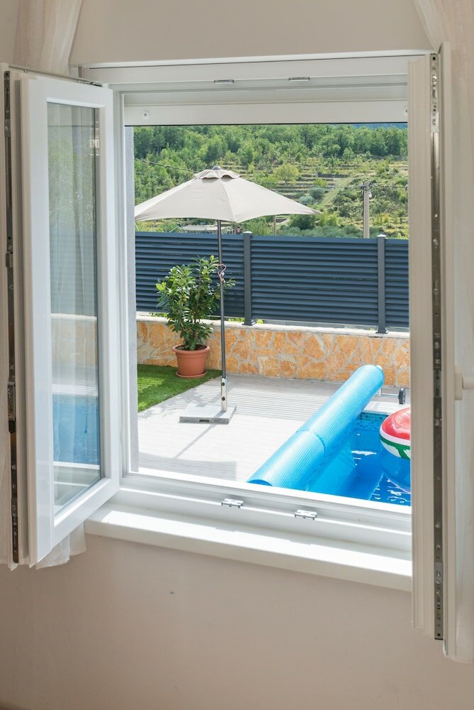 Фото House Boris