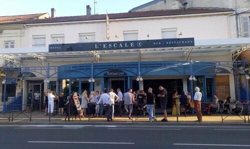 Гостиница Hôtel Bar Restaurant L'Escale в Бержераке