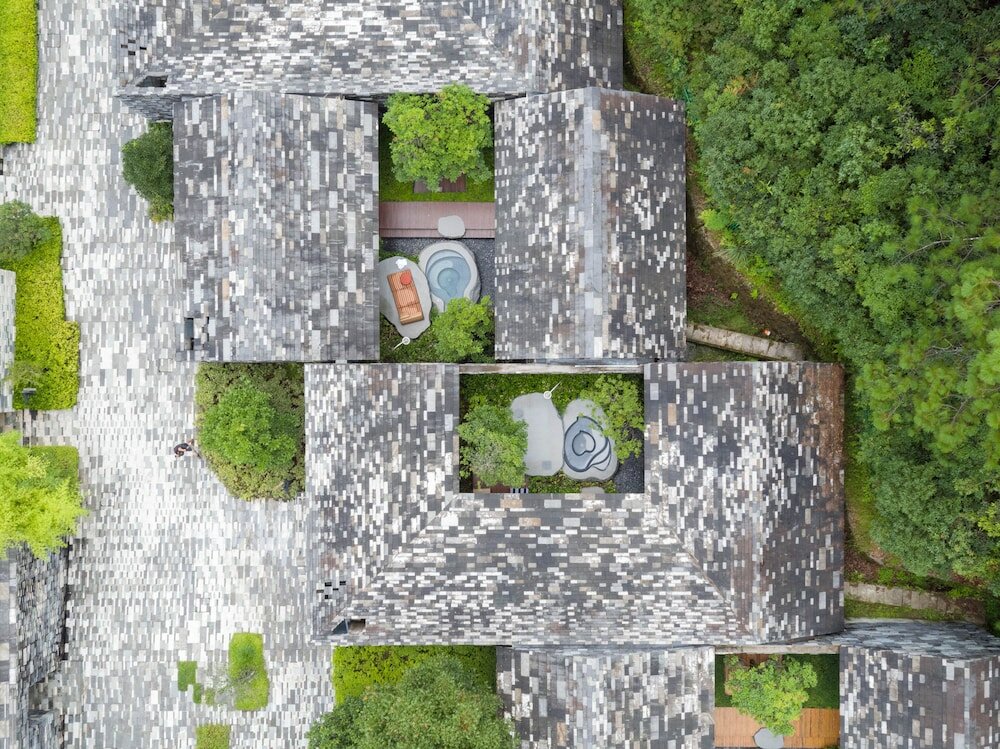 Фото The Lost Stone