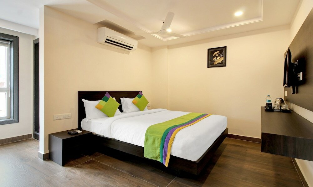 Фото Treebo Trend Excella