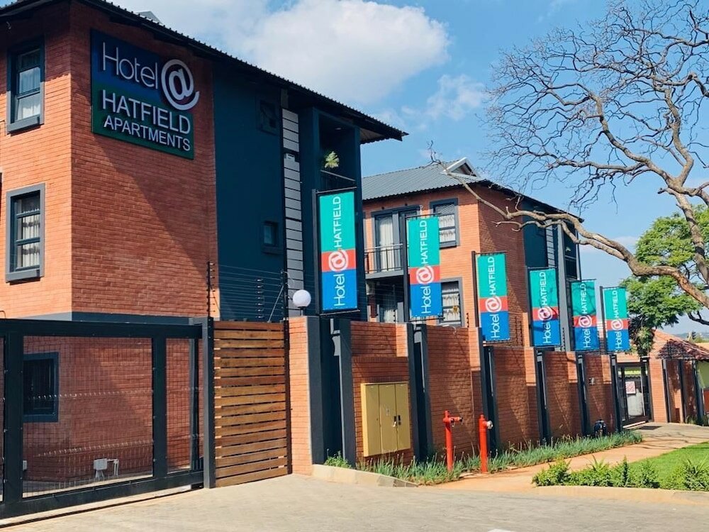 Фото Hotel@Hatfield Apartments
