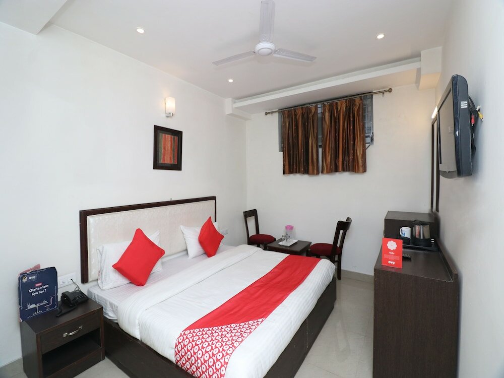 Фото Oyo 27921 Hotel Shalimar