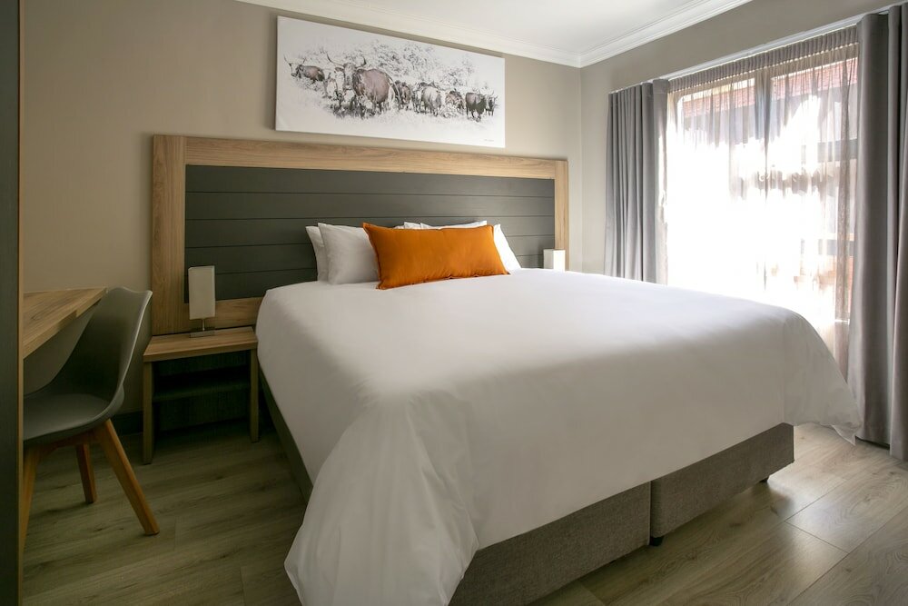 Фото Hotel@Hatfield Apartments