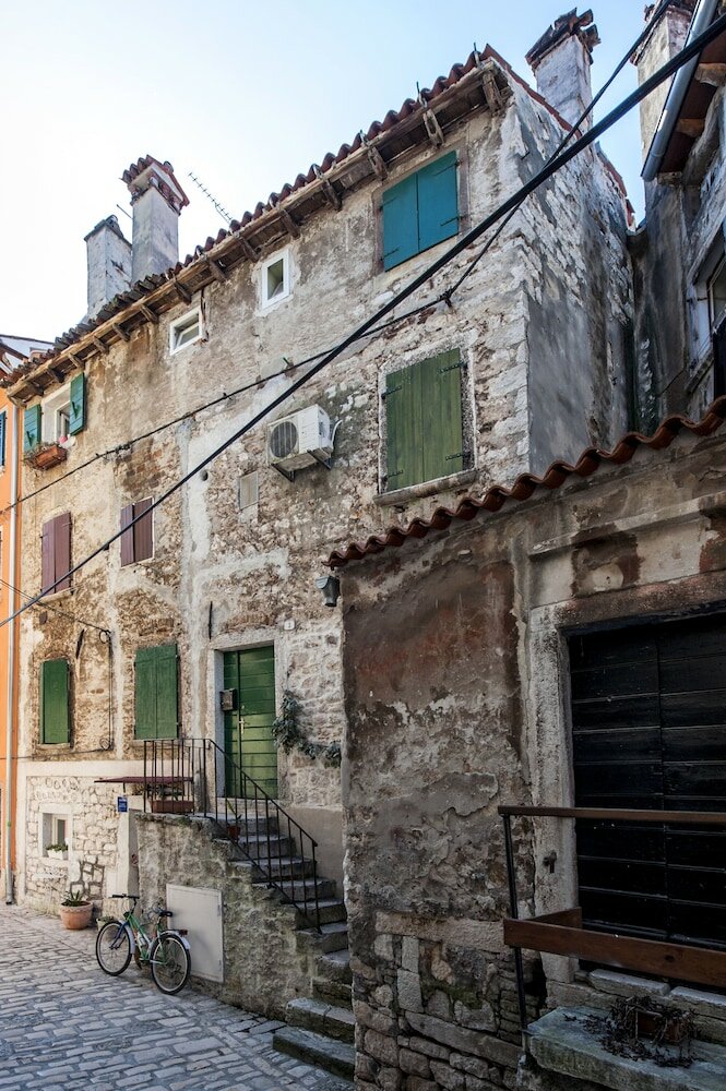 Фото Pisinium Studios