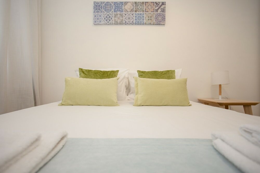 Фото Liiiving in Porto Light Spacious Apartment