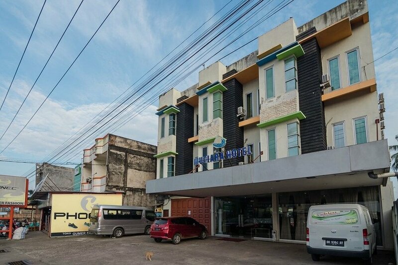 Гостиница RedDoorz Plus near Simpang Rimbo Jambi в Джамби