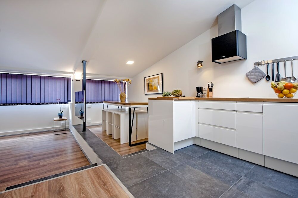 Фото Lakovich Sea View Apartments