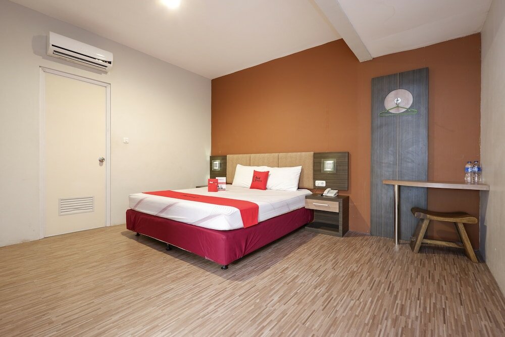 Фото RedDoorz @ Kawi