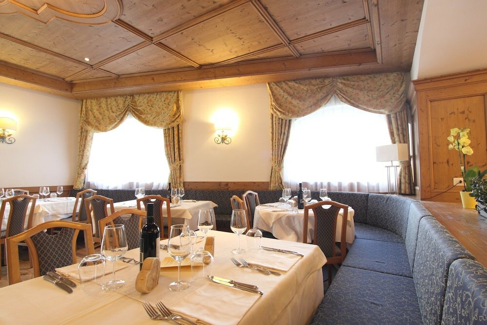 Фото Hotel Fanes Suite e SPA