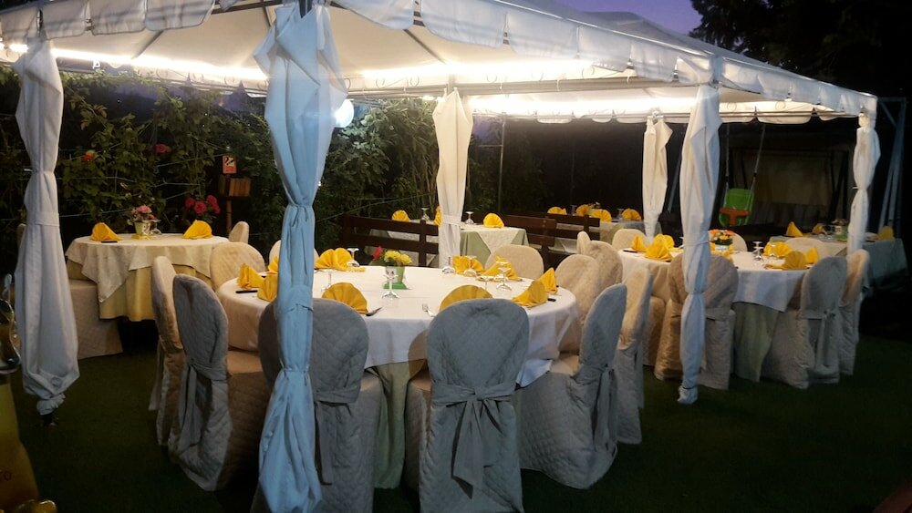 Фото Hotel Supersonik