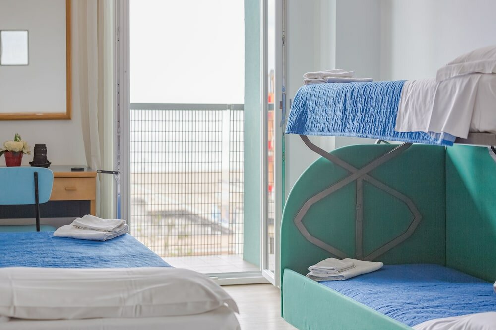 Фото Hotel Eiffel