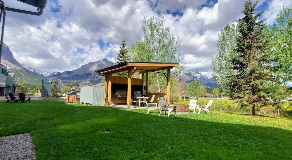 Фото Sunset Mountain Inn and SPA