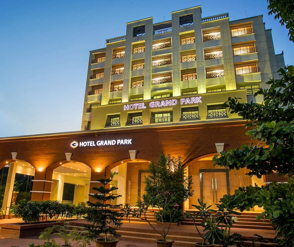 Фото Hotel Grand Park