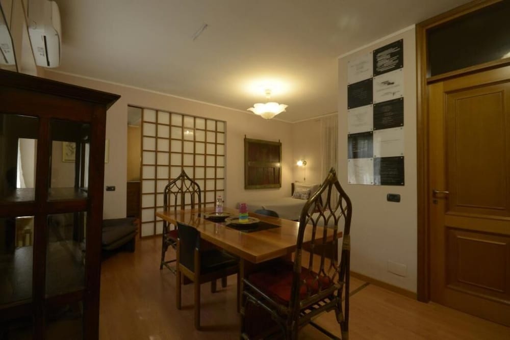 Фото Villa Marisa bed breakfast and books