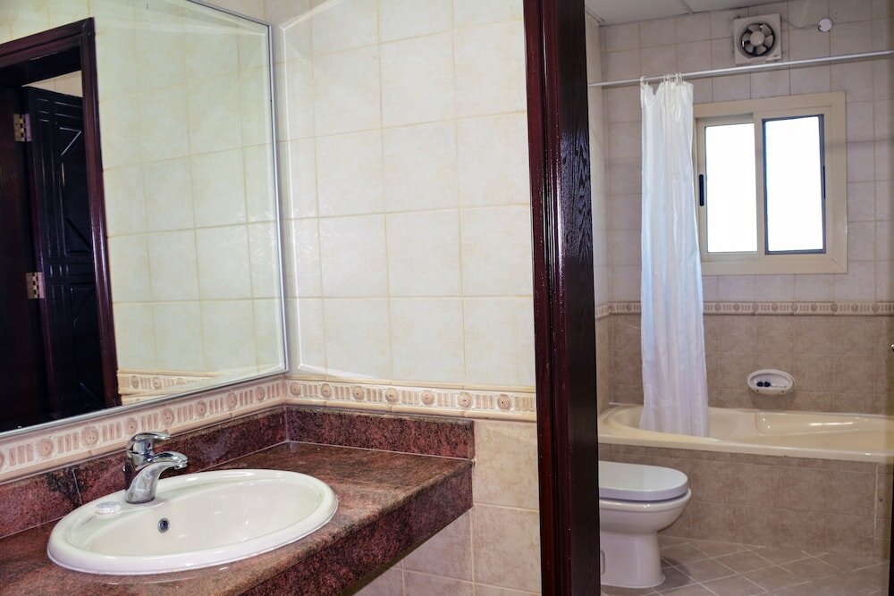 Фото Al Misrea Tower