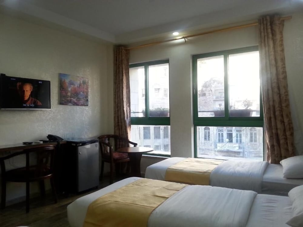 Фото Hawa Amman Hotel