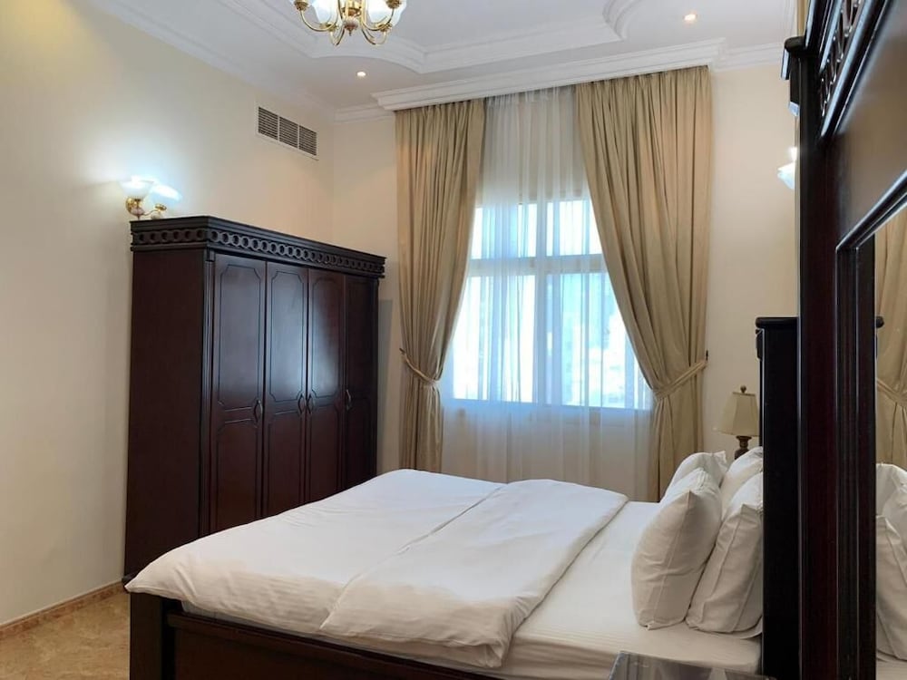 Фото Al Misrea Tower