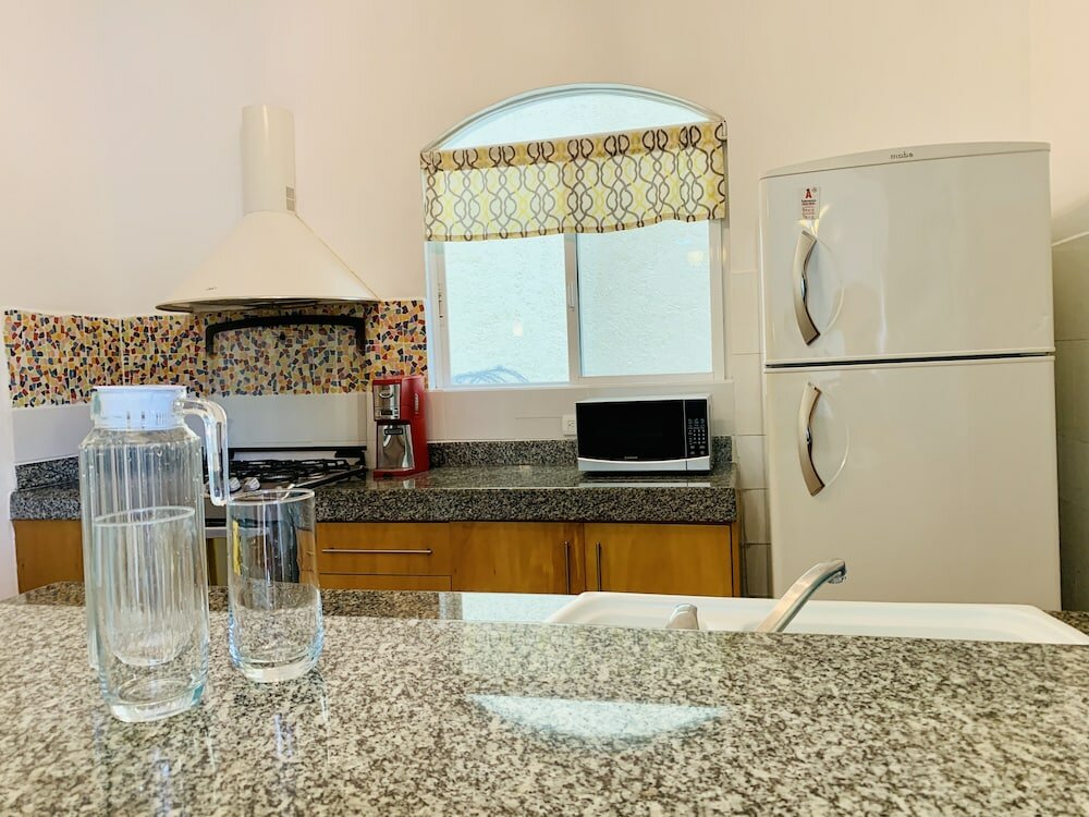 Фото Las Olas downtown Condos by Playa Paradise