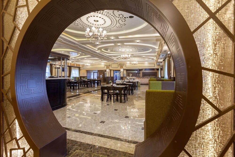 Фото Salut Hotel